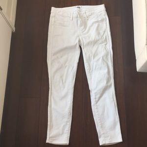 Paige “Verdugo Crop” White Jeans